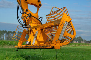 Maaikorf met visprotector